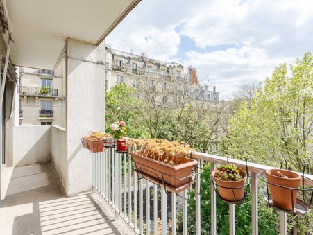 Autre de prestige Paris 18ème 710 000 €