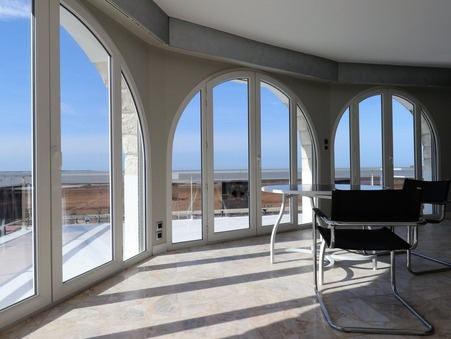 à vendre Autre de prestige Royan 795 600 €