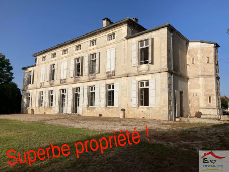 Vente Propriété de prestige Charente 787 500 €