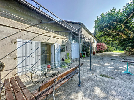 Maison de prestige Avignon 966 000 €