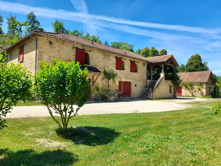Achat Maison/villa  Rouffignac Saint Cernin de Reilhac 680 000 €