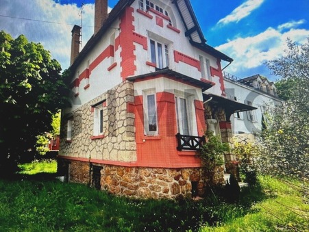 Vente Maison de caractère haut de gamme La Varenne St Hilaire 1 130 000 €