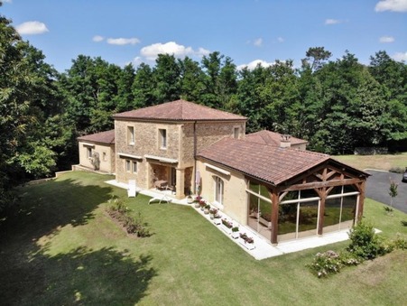 Vente Villa grand standing Marcillac Saint Quentin 790 000 €