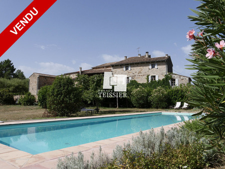 Maison de prestige Les vans 535 000 €