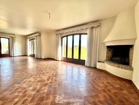 à vendre Bâtisse de qualité Calvi 915 900 €