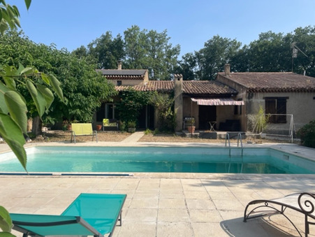 Maison de prestige Saint-saturnin-lès-apt 630 000 €