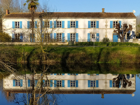 Vente Villa de prestige Deux sèvres 676 000 €