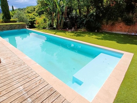 à vendre Villa de prestige Carqueiranne 895 000 €