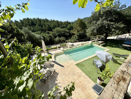 Maison de prestige Le cannet-des-maures 978 500 €