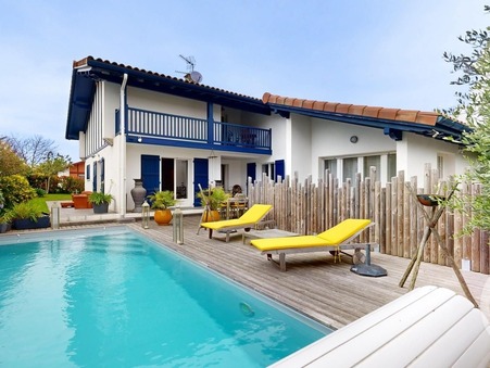 à vendre Villa de prestige Saint Jean de Luz 990 000 €