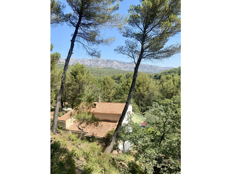 à vendre Villa haut de gamme Rousset 890 000 €