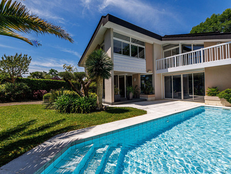 Maison de prestige Pau 695 000 €