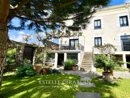 à vendre        Maison de maître de luxe Pays de la Loire 539 000 €