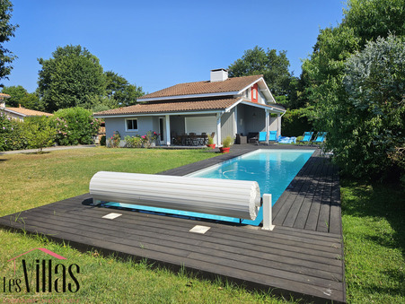 Maison de prestige Léognan 598 800 €