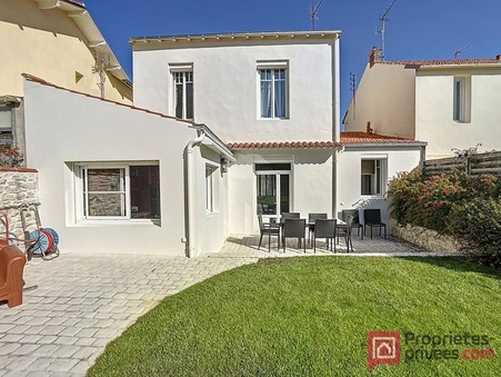 à vendre Villa  La Rochelle 850 000 €