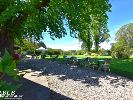 Vente Autre de prestige Les Essarts le Roi 2 370 000 €