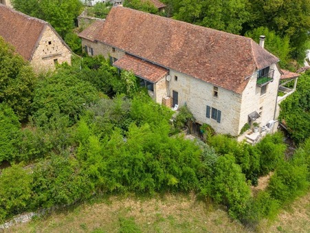 Vente  de prestige Figeac 985 000 €
