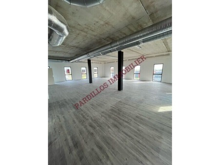 Vente         de prestige Basse-Normandie 551 250 €