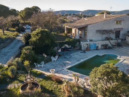 à vendre Villa grand standing Poussan 730 000 €