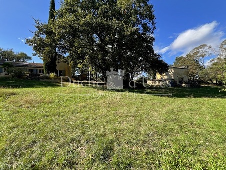à vendre Villa de prestige Uzès 740 000 €