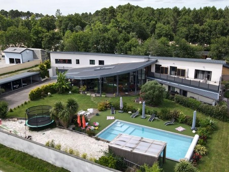 Achat          Aquitaine 1 365 000 €