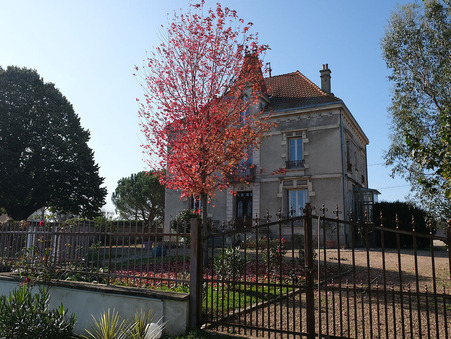 Vente Maison de maître de prestige Loire 695 000 €