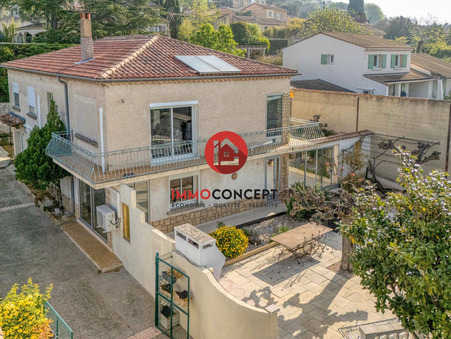 Maison de luxe Pujaut 545 000 €