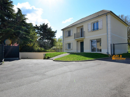 Vente Maison  Jouars Pontchartrain 699 050 €