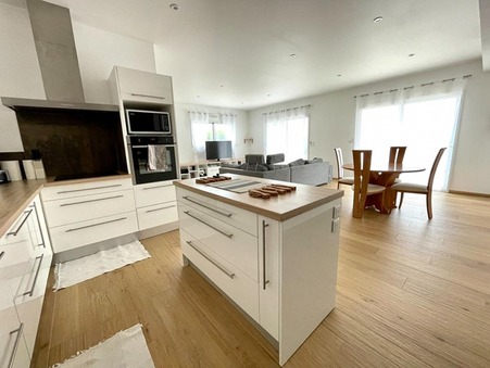 Vente Villa  Saint Médard en Jalles 518 000 €