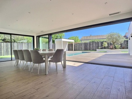 à vendre Villa  Le Taillan Médoc 985 000 €