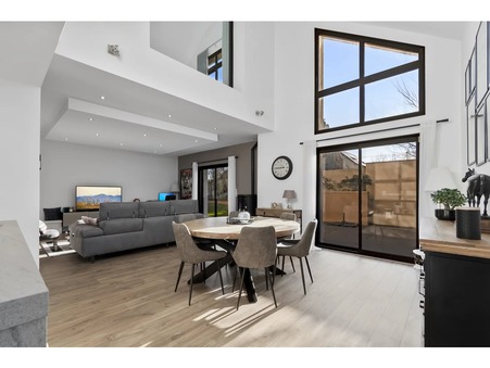 à vendre Maison d’exception Plaisir 710 000 €