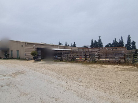 Vente   Pierrelatte 525 000 €