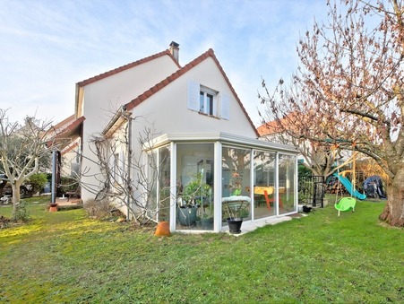 Vente Maison haut de gamme Bois d Arcy 690 000 €