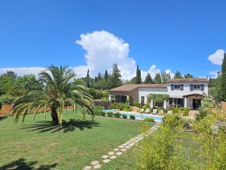 Vente Villa d’exception Bagnols en Forêt 875 000 €
