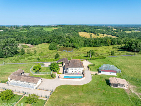 Vente Maison de prestige Beaumont 696 800 €