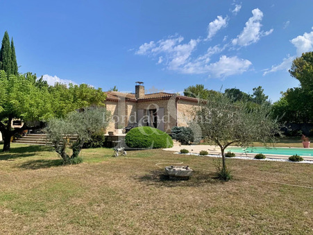 à vendre Villa de prestige Carpentras 750 000 €