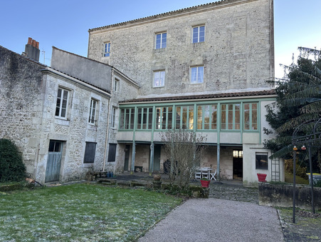 Vente Villa haut de gamme Tonnay Charente 745 000 €