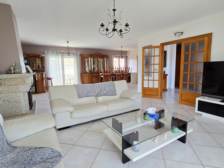 à vendre Villa de qualité Pontault Combault 689 000 €