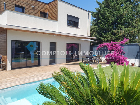 Maison de prestige Les angles 525 000 €