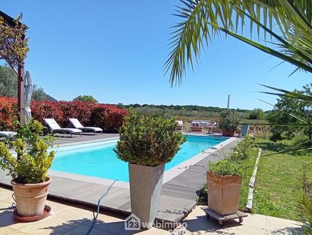 Maison de prestige Le cannet des maures 540 000 €