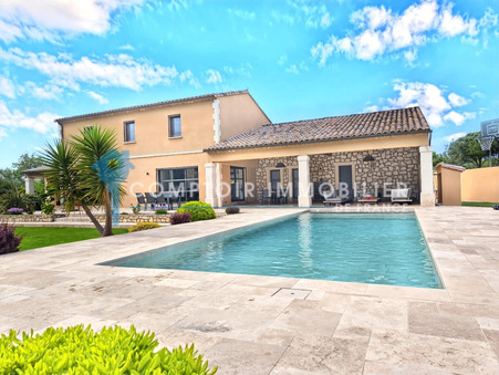 à vendre Villa de qualité Tarascon 884 000 €