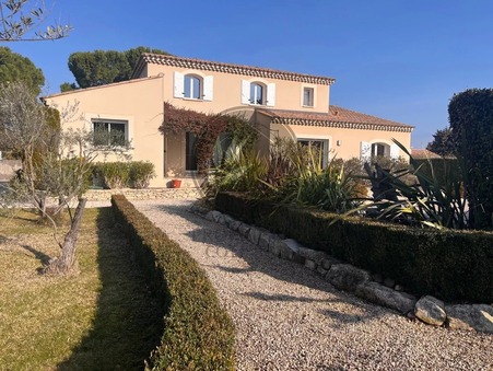 Vente Villa haut de gamme Villeneuve lès Avignon 855 000 €