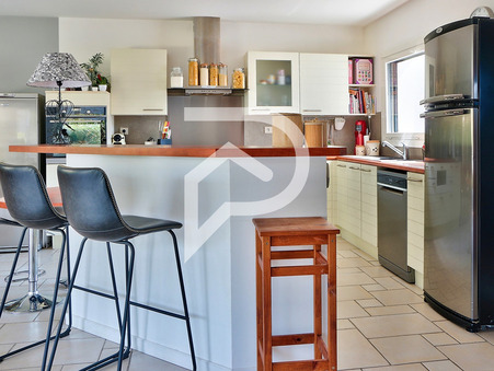Maison de prestige Auray 599 040 €