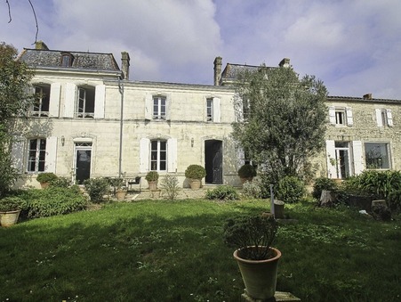 Vente Maison haut de gamme Poitou-Charentes 550 000 €