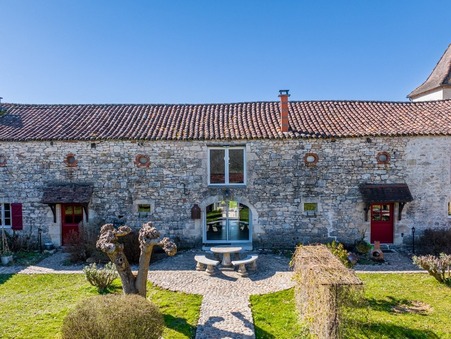 à vendre Maison grand standing Lot 698 000 €