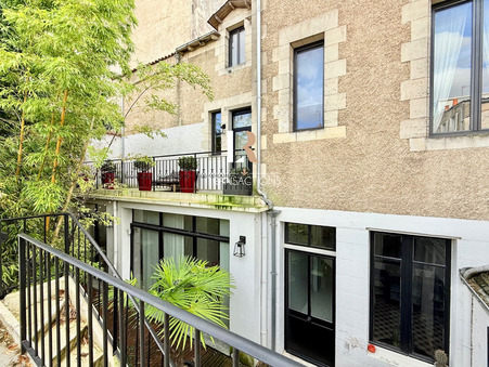 Vente Maison de caractère de prestige Poitou-Charentes 1 560 000 €