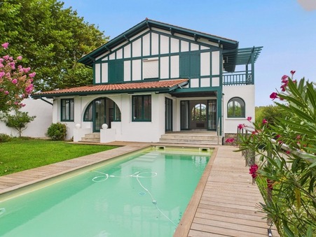 Maison de luxe Biarritz 2 184 000 €