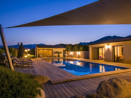 Maison de luxe Zonza 1 640 000 €