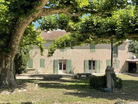 à vendre Mas haut de gamme Saint Rémy de Provence 955 000 €