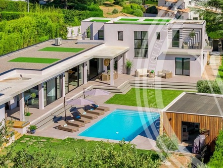 Maison de prestige Biot 4 980 000 €